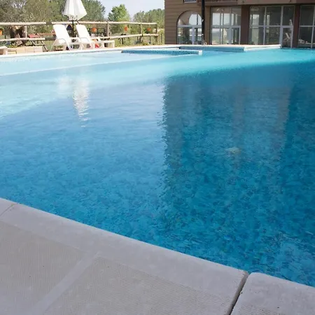 דירה Lovely Studio With Balcony Pool View *